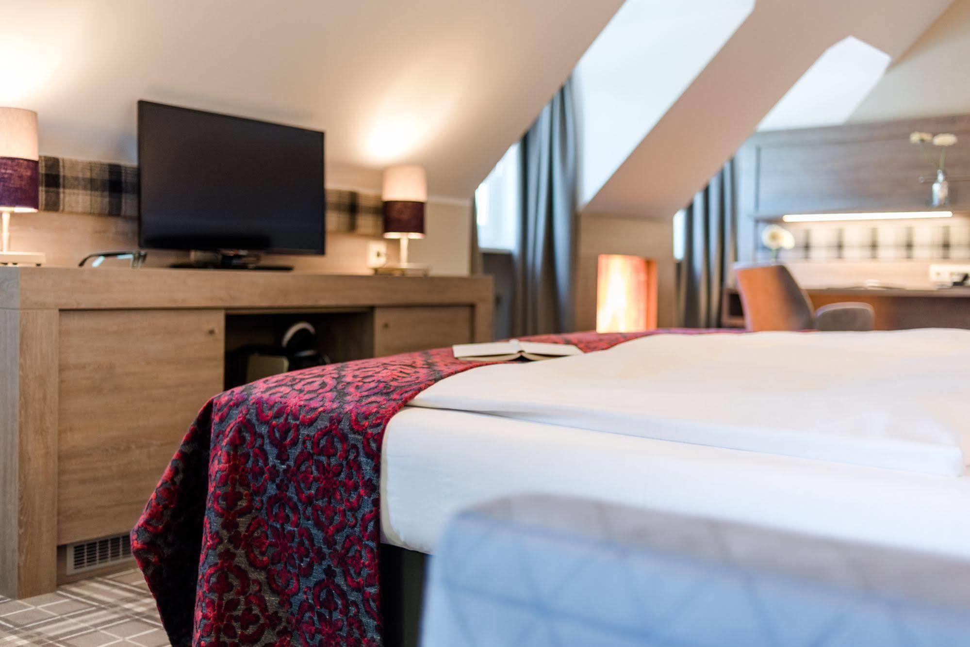 Lohmann'S Romantik Hotel Gravenberg ランゲンフェルト エクステリア 写真