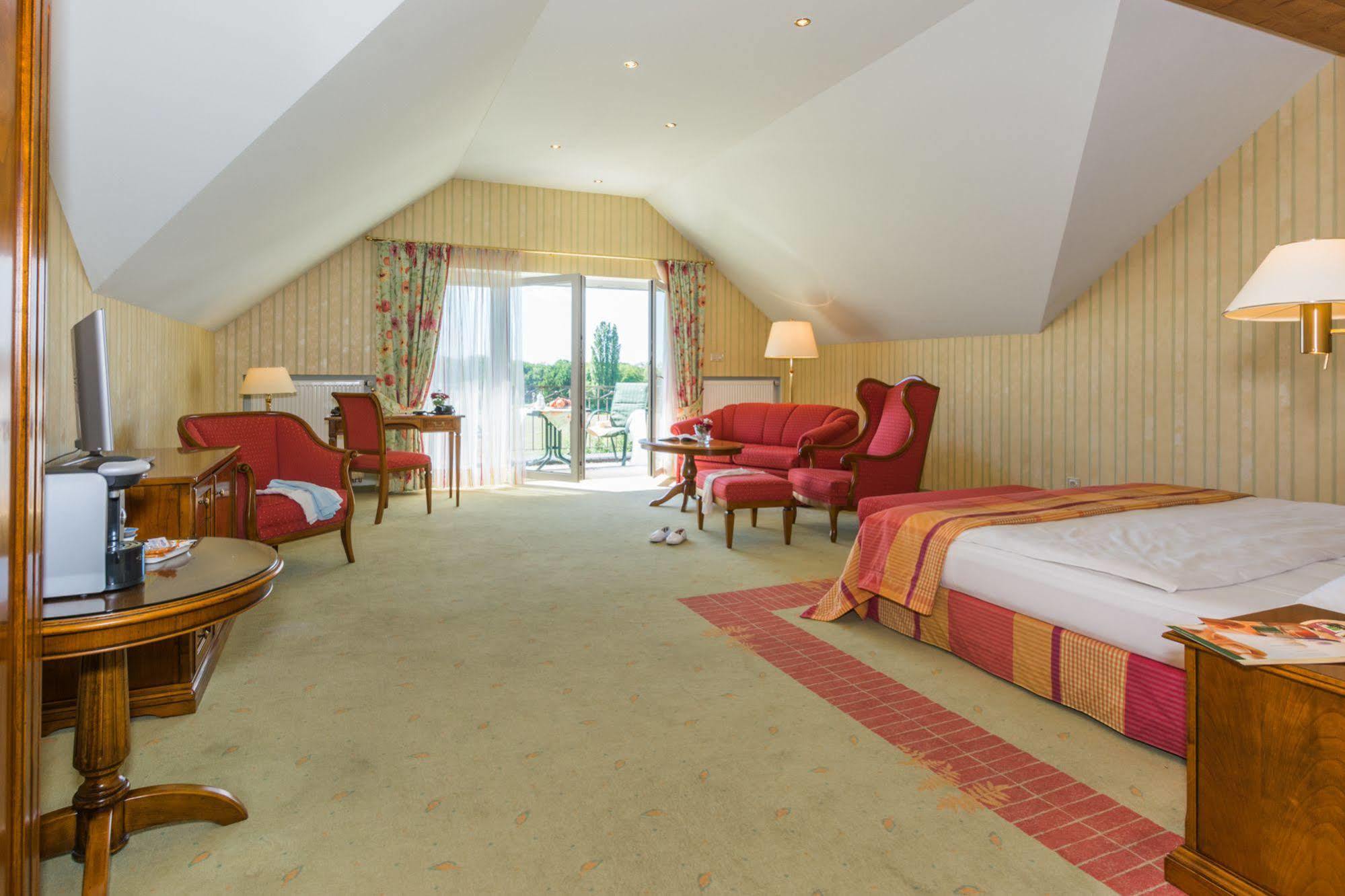 Lohmann'S Romantik Hotel Gravenberg ランゲンフェルト エクステリア 写真