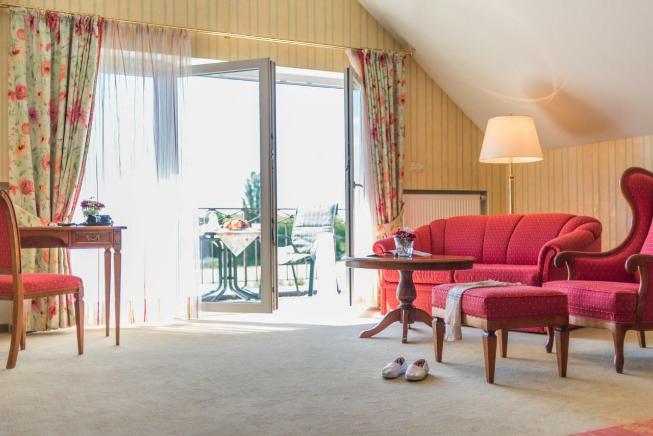 Lohmann'S Romantik Hotel Gravenberg ランゲンフェルト エクステリア 写真